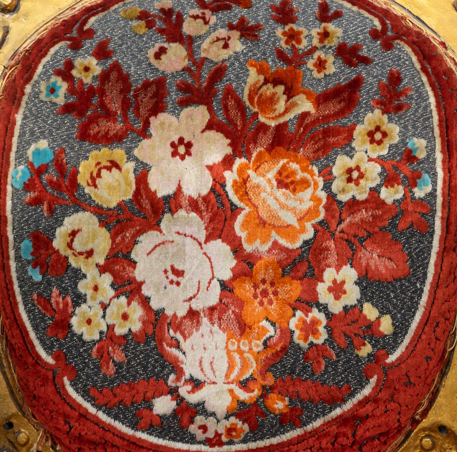 An Italian Rococo Style Giltwood Armchair — 20TH CENTURY