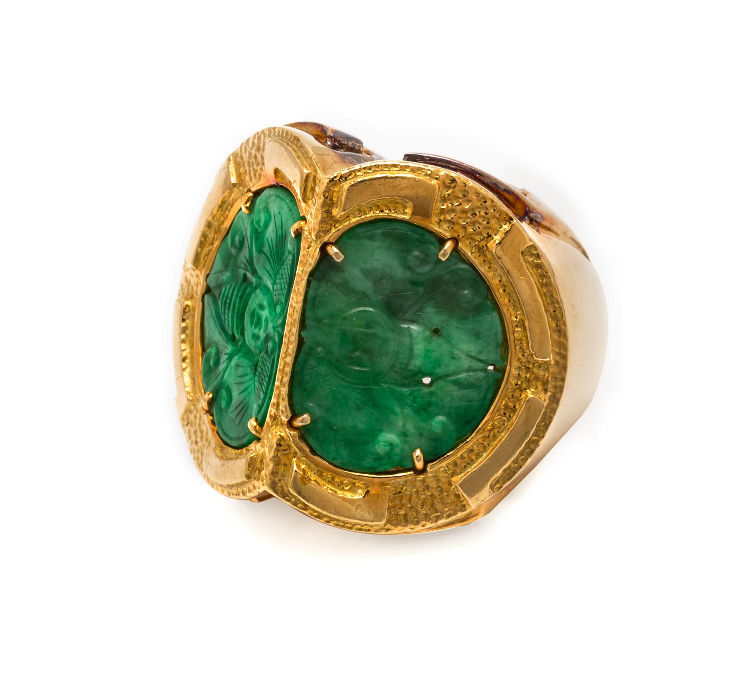 An 18 Karat Yellow Gold and Carved Jade Ring, David Webb, 16.20 dwts.