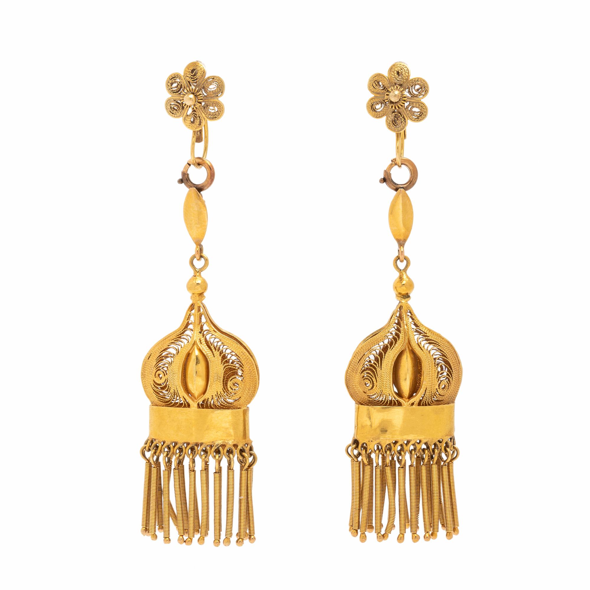 Yellow Gold Pollera Tassel Earrings