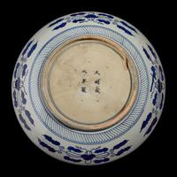 A Massive Japanese Arita Porcelain Blue and White 'Shishi' Charger, Edo to Meiji Period 江戶至明治時代 日本有田燒佛獅圖大盤