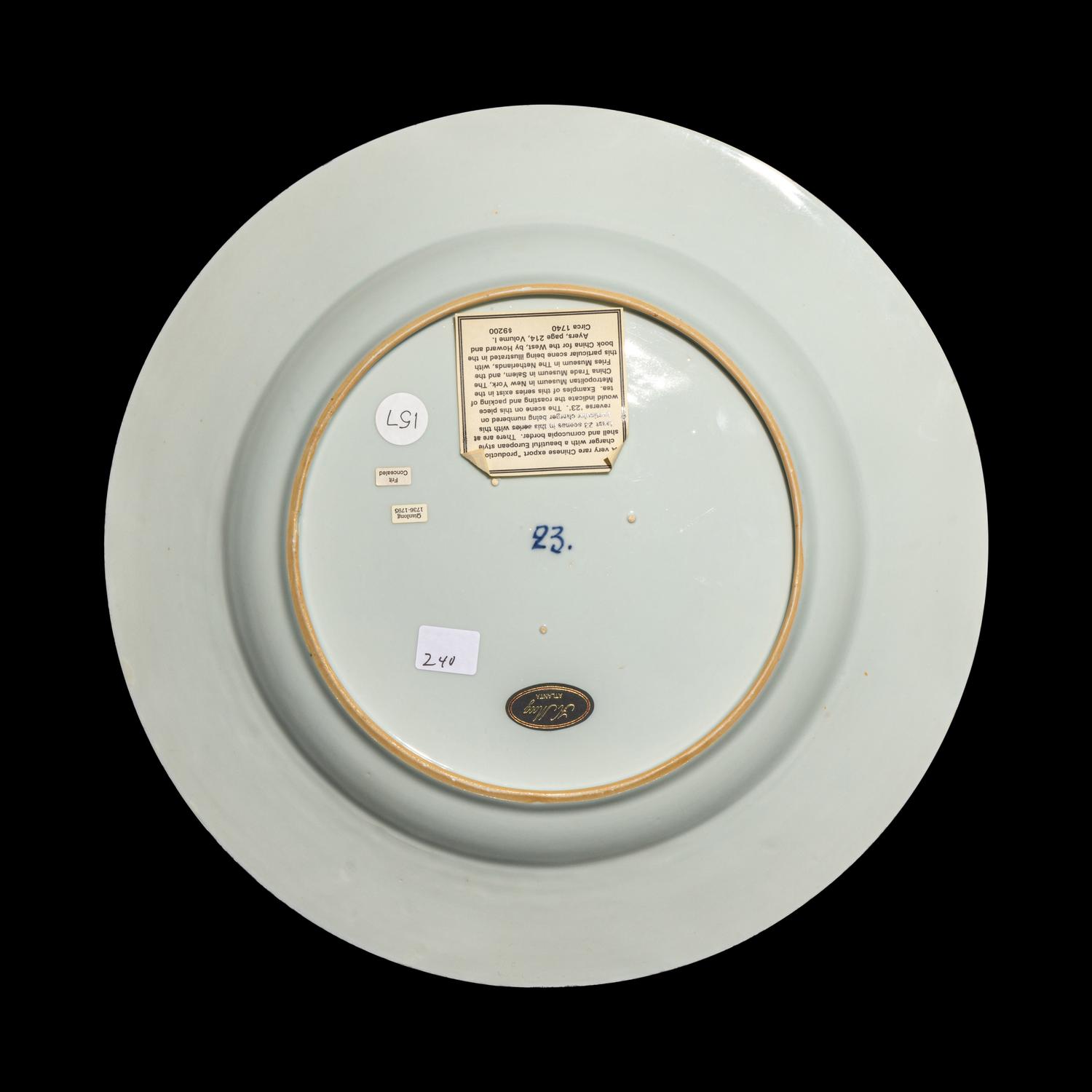 Two Chinese Export Blue and White Porcelain 'Tea Cultivation' Plates, Qianlong Period 清乾隆 青花外銷製茶圖賞盤兩件