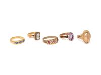 COLLECTION OF ANTIQUE RINGS