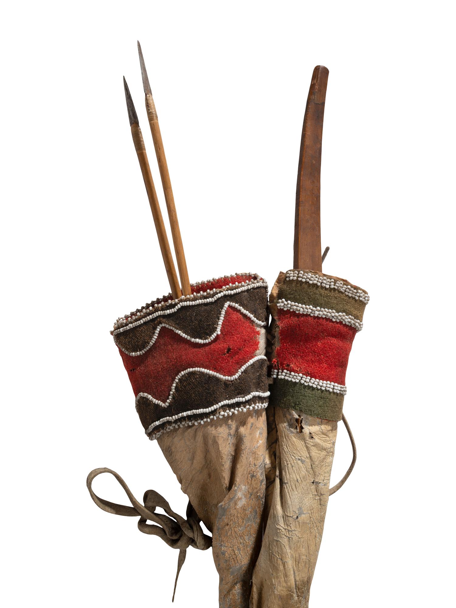 Assiniboine Mountain Lion Bow and Quiver Set