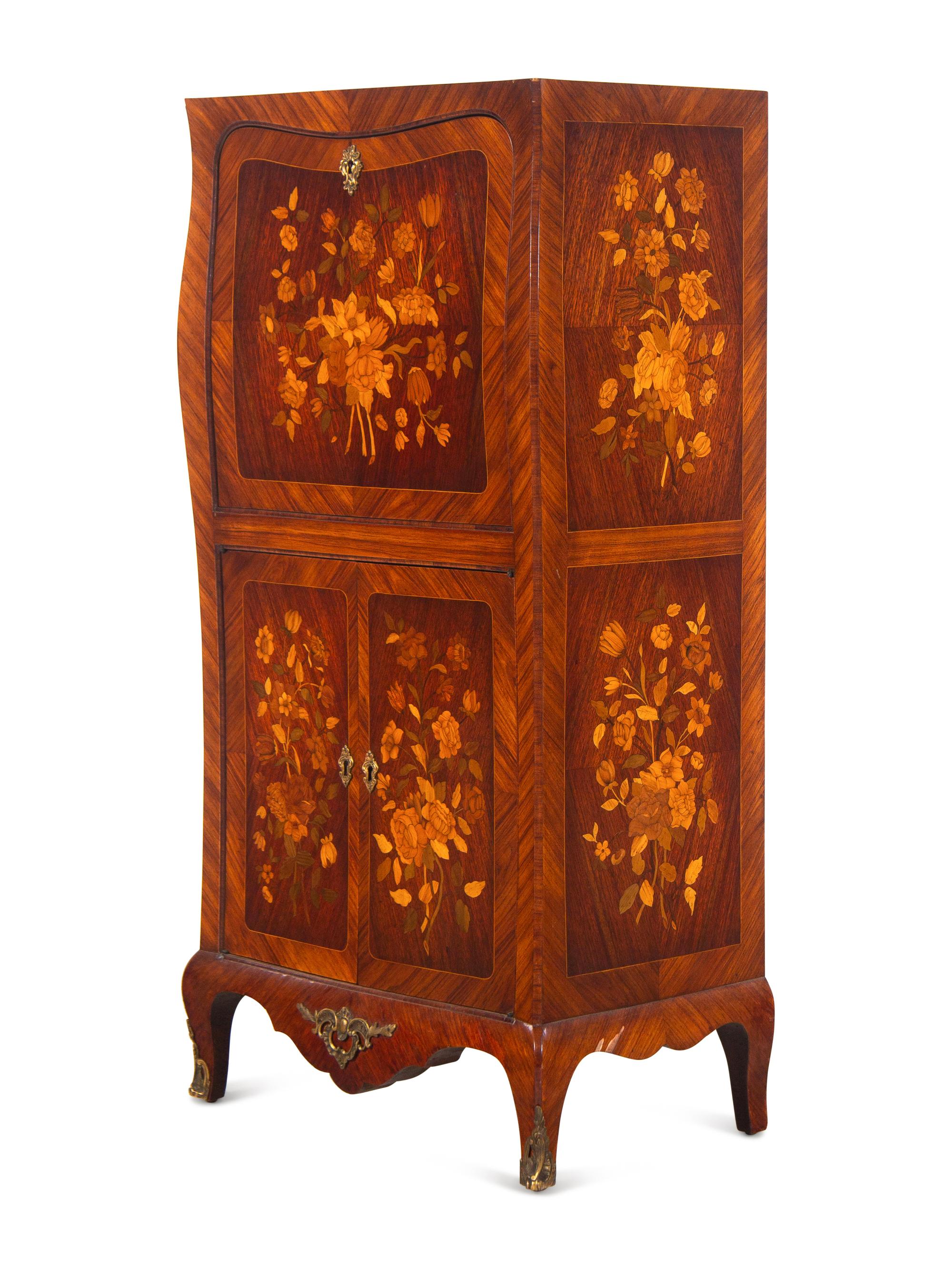 A Continental Marquetry Secrétaire à Abattant