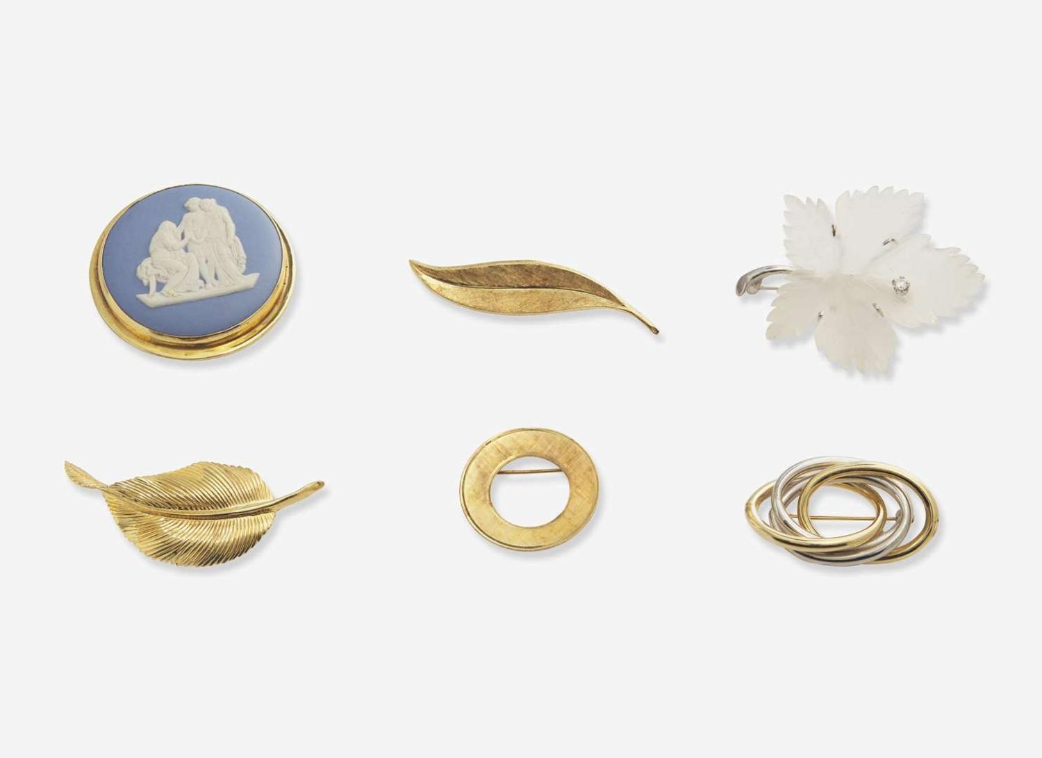 A Miscellaneous Collection of Gold Brooches