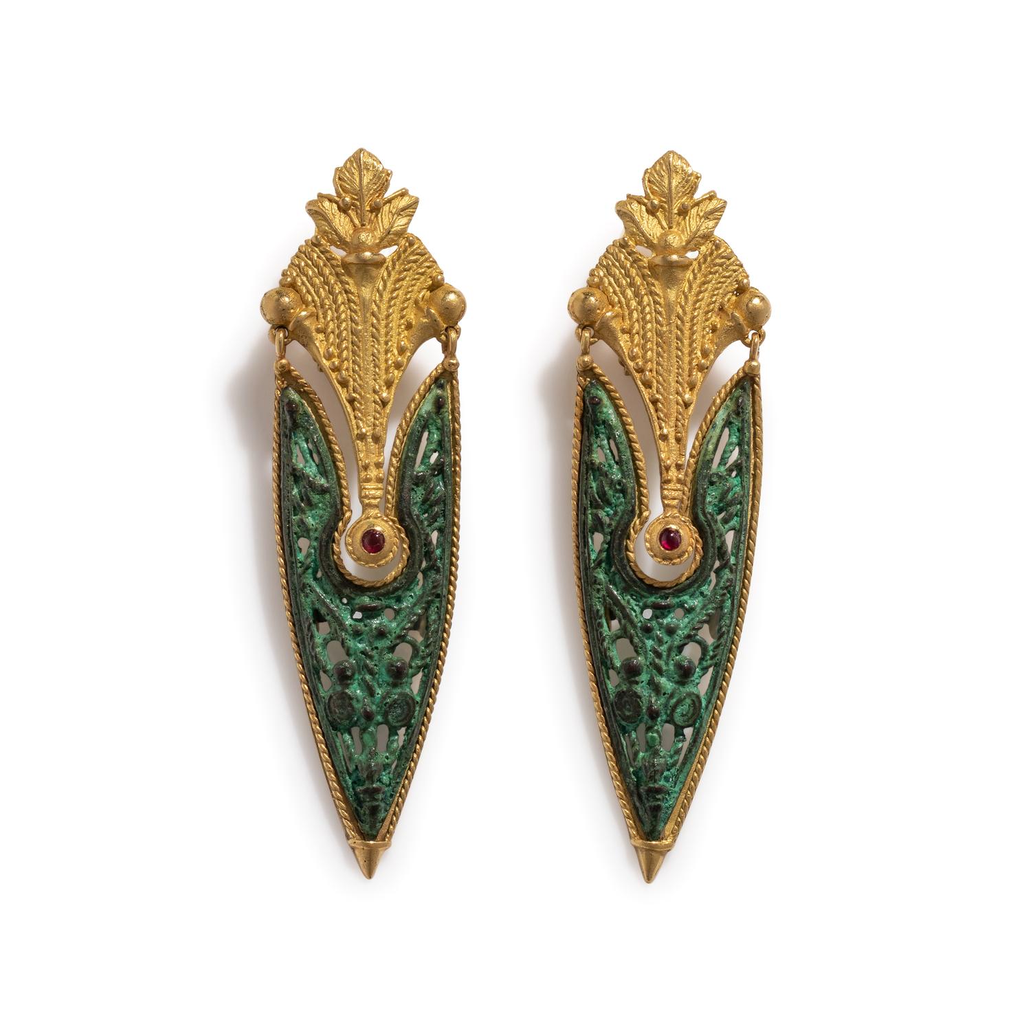 YELLOW GOLD, COPPER AND RUBY EARCLIPS