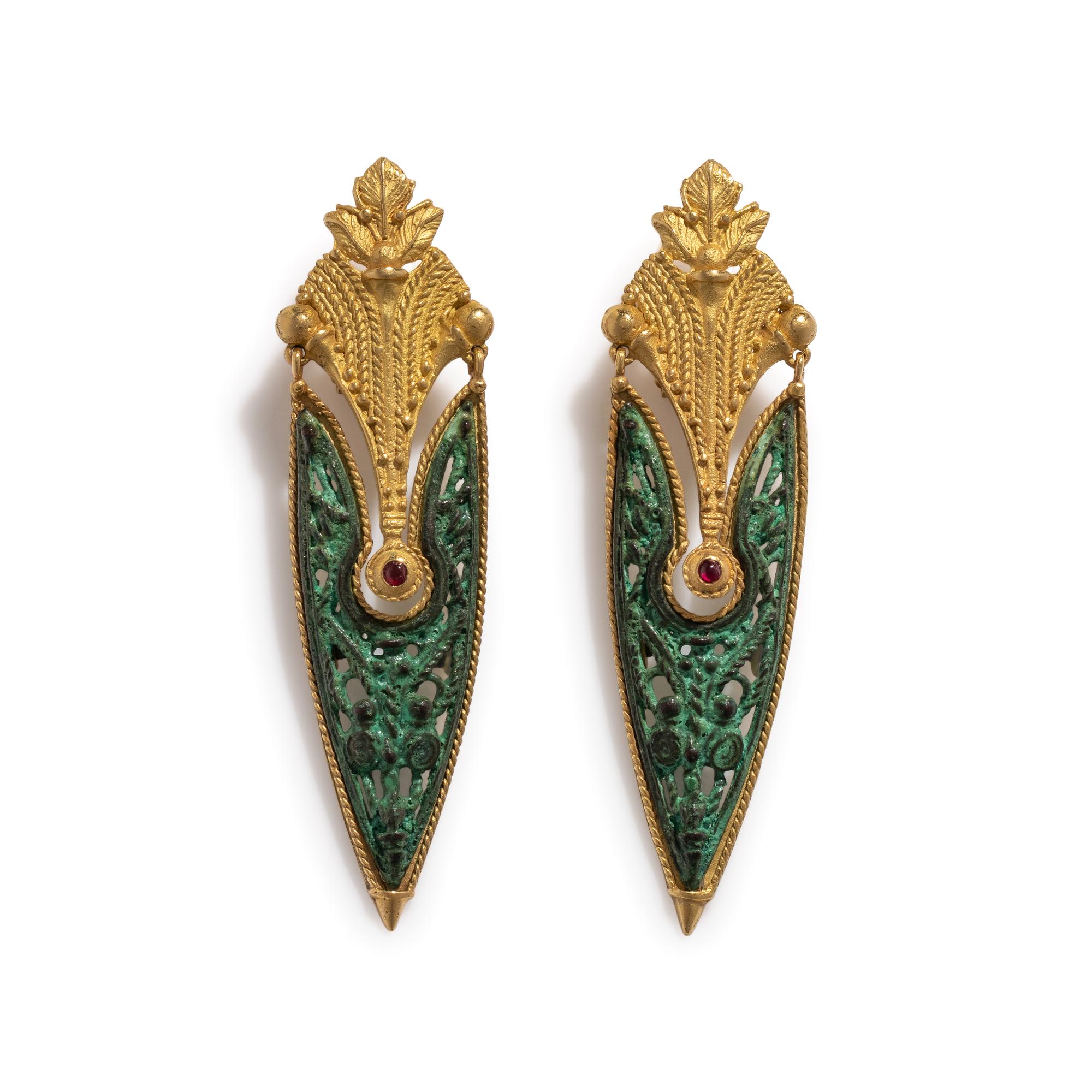 YELLOW GOLD, COPPER AND RUBY EARCLIPS