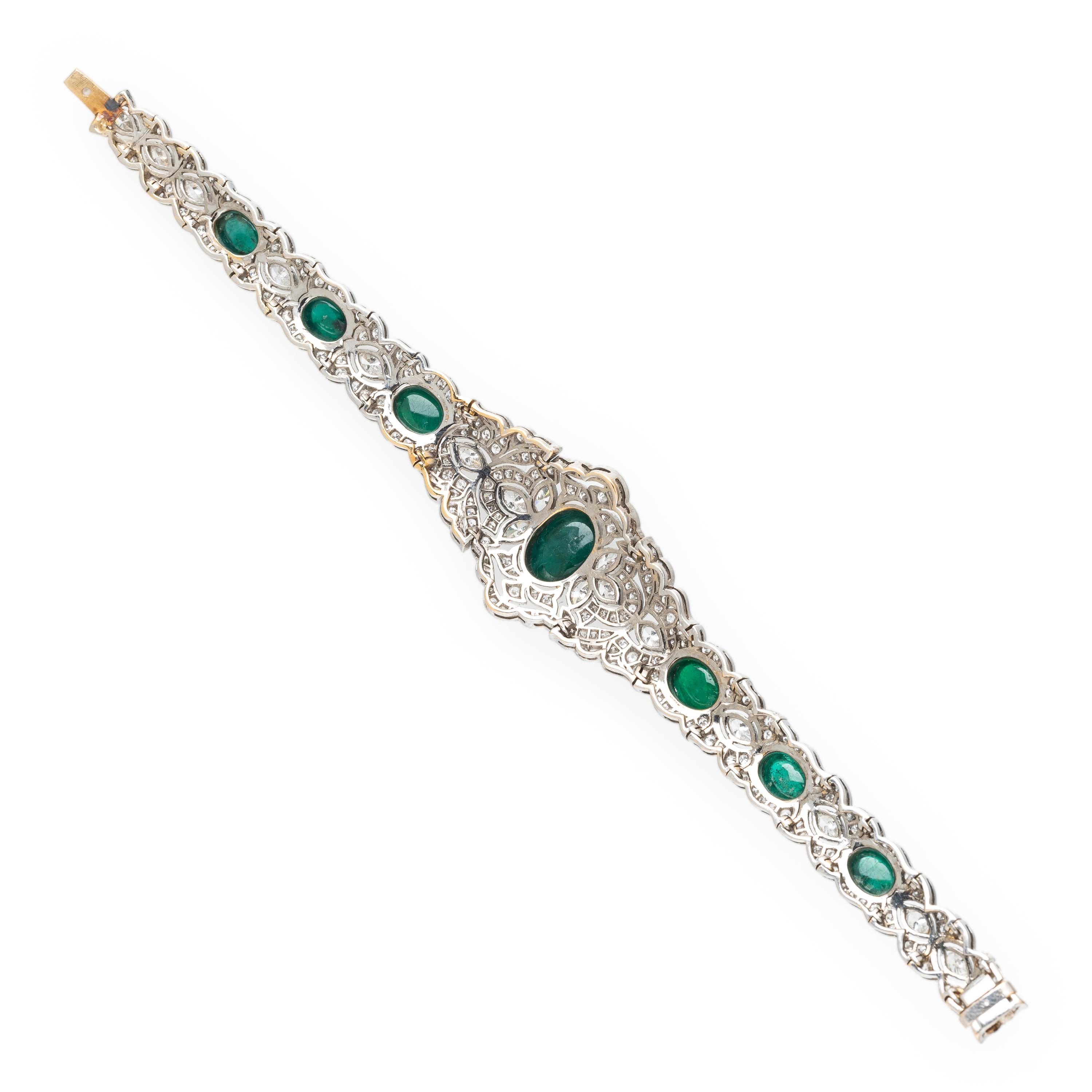 EMERALD, DIAMOND, AND WHITE GOLD BRACELET
