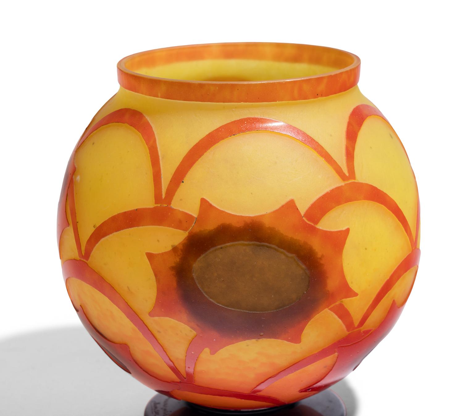 La Verre Francais Cosmos Vase Circa 1930