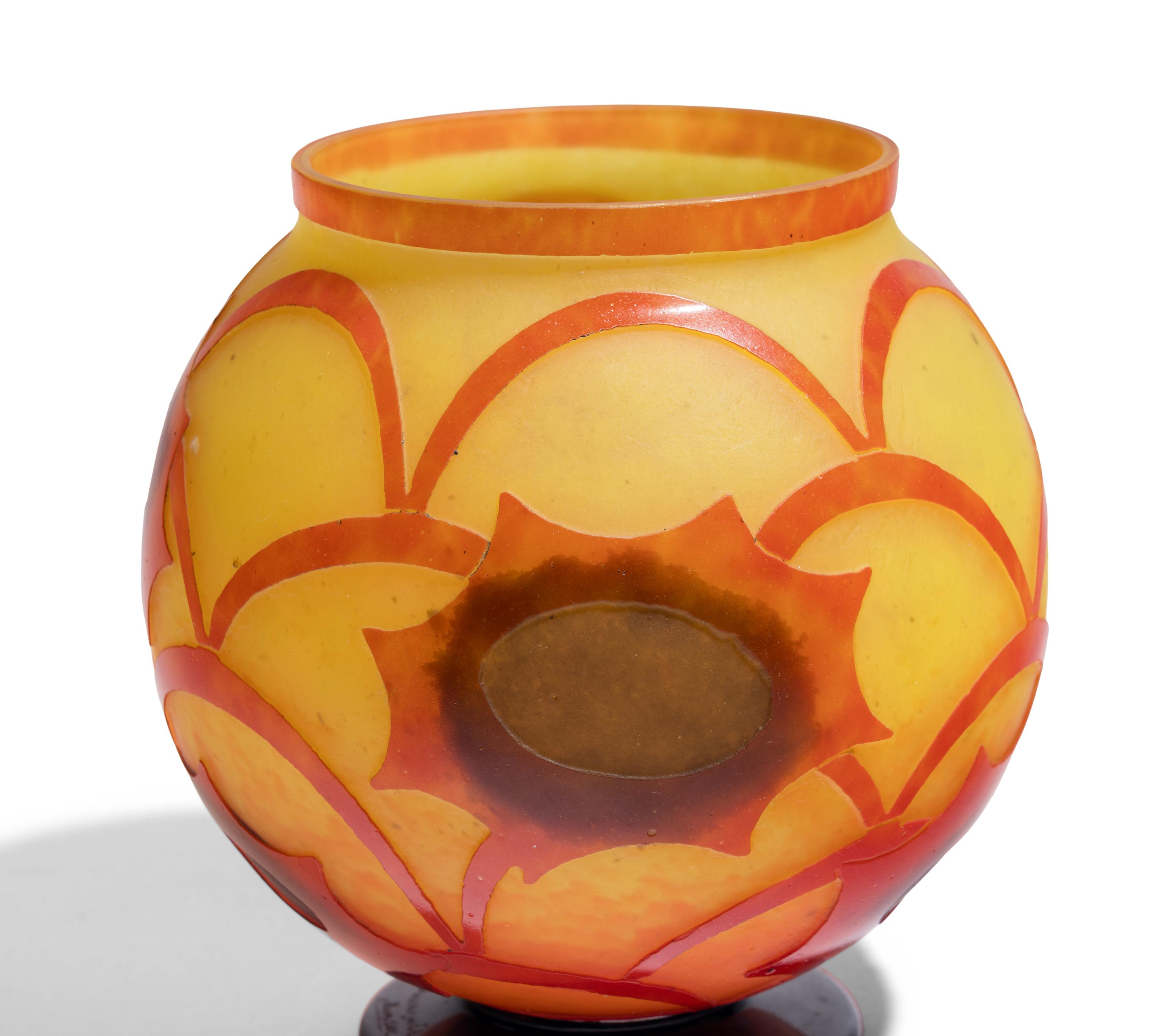 La Verre Francais Cosmos Vase Circa 1930