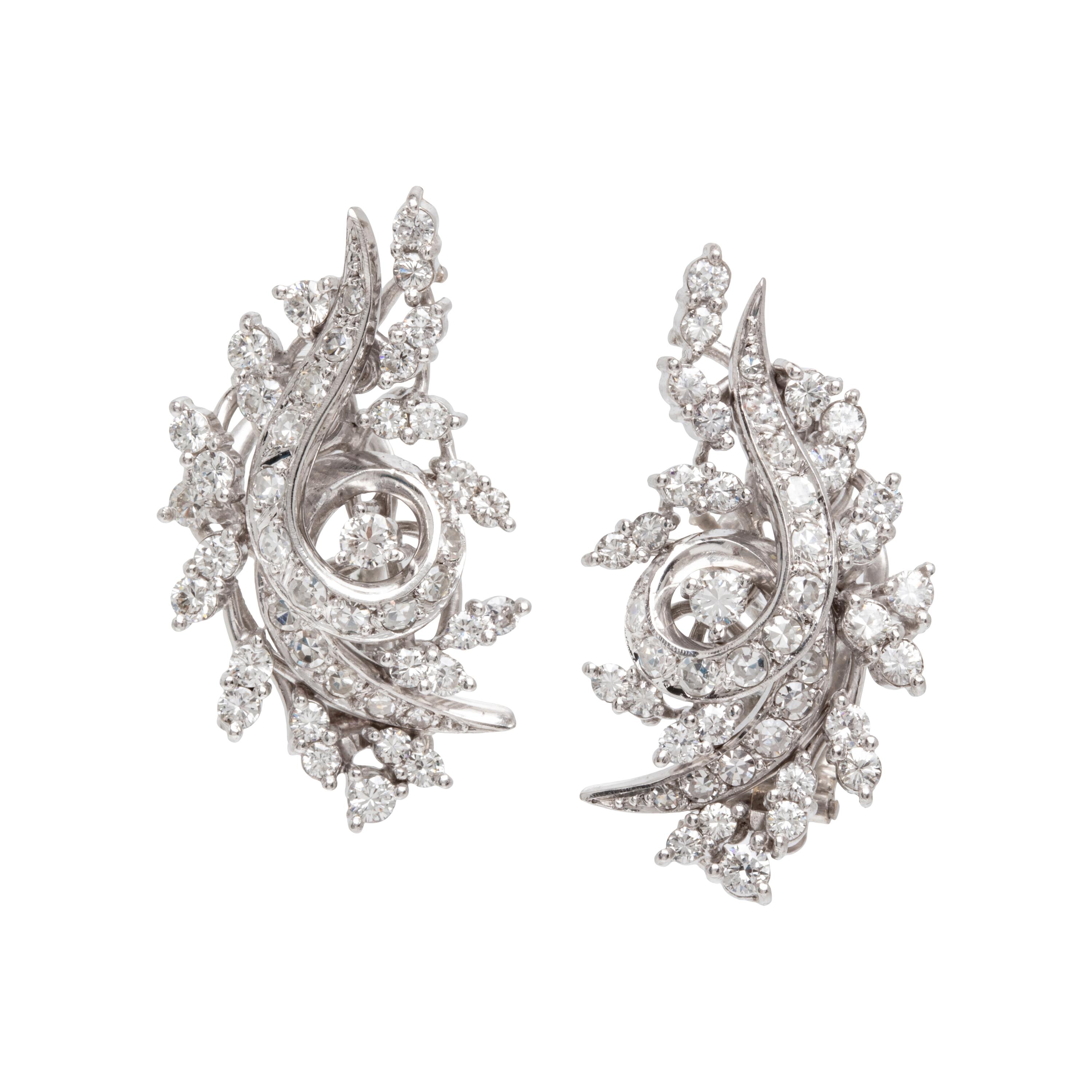 DIAMOND AND WHITE GOLD EARRINGS