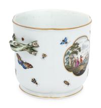 A Continental Porcelain Cache Pot