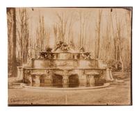 A group of four photographs ( Tuileries - Coureuse par Coustou, 1907; Grand Trianon / Le Buffet , 1902; Meudon - ancien château , 1902; Parc de Sceaux , 1925)