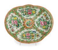 A Chinese Export Rose Medallion Dish