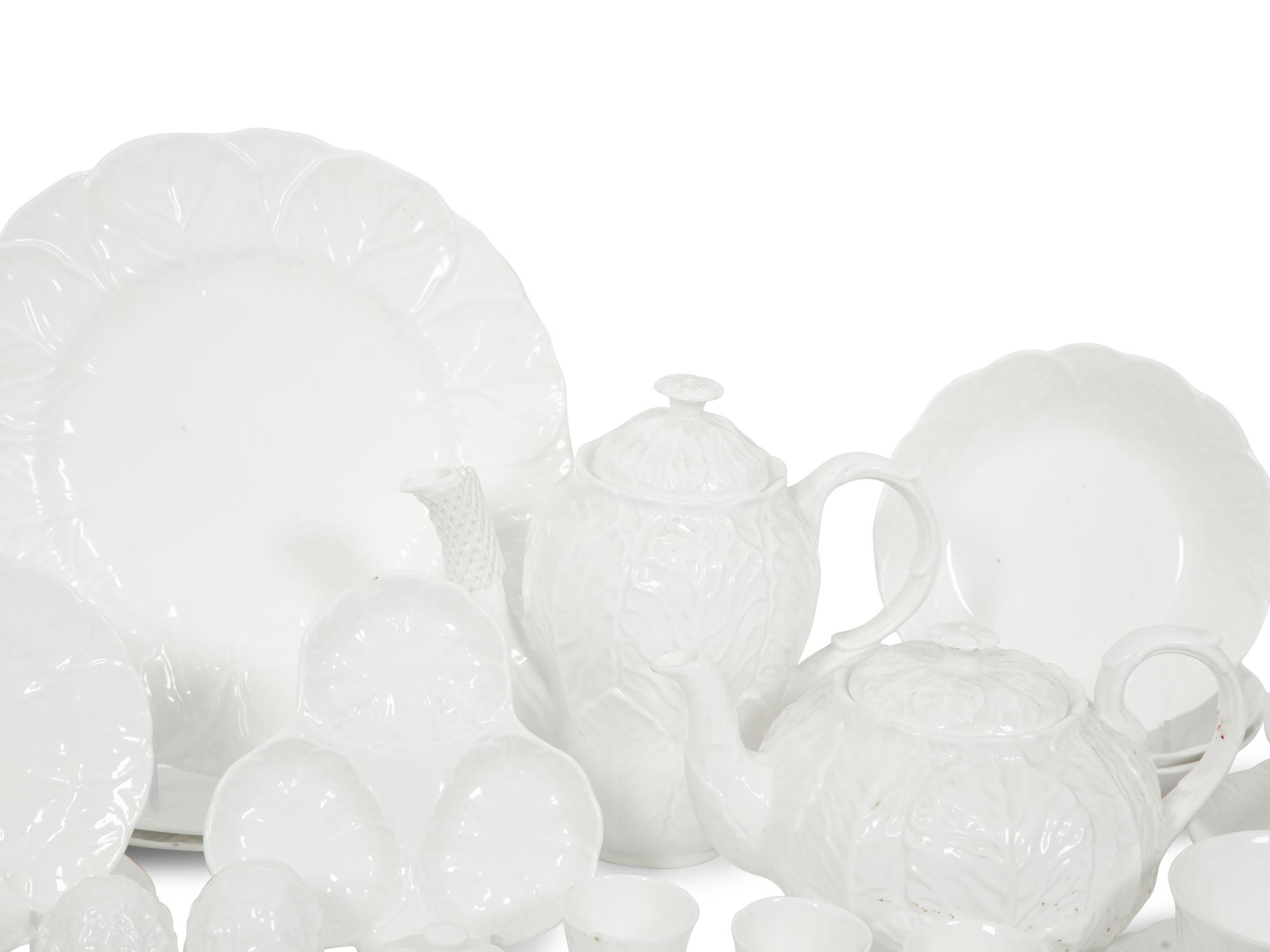 A Wedgwood Countryware Porcelain Dinner Service