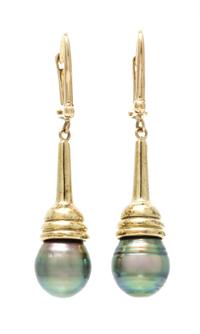 A Collection of 14 Karat Yellow Gold, Cultured Tahitian Pearl and Diamond Jewelry, 11.50 dwts.