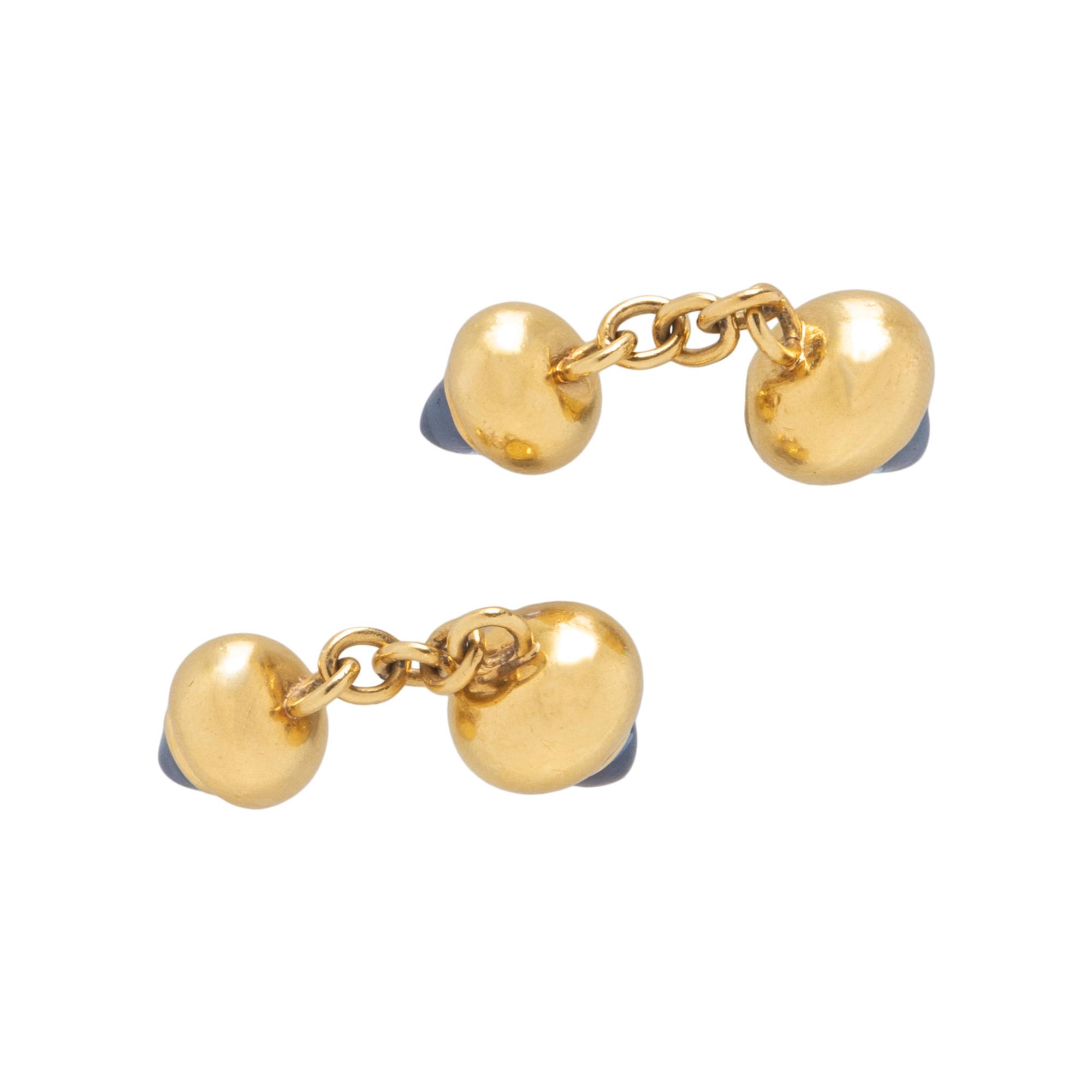 SAPPHIRE AND YELLOW GOLD CUFFLINKS