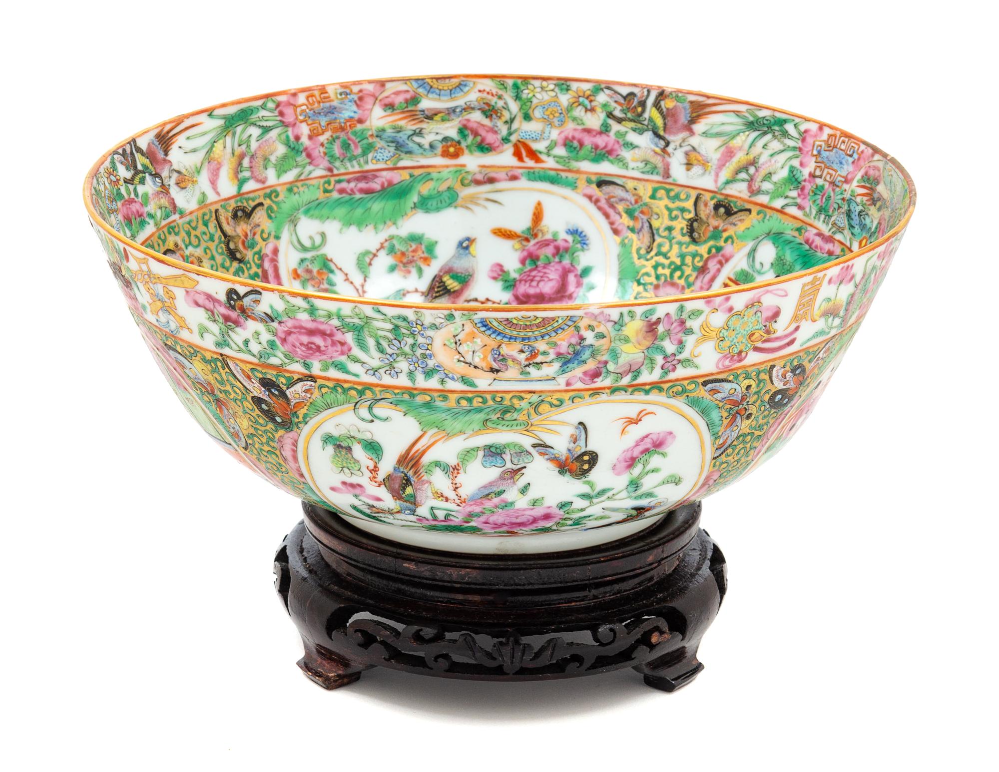 A Chinese Rose Medallion Porcelain Punch Bowl