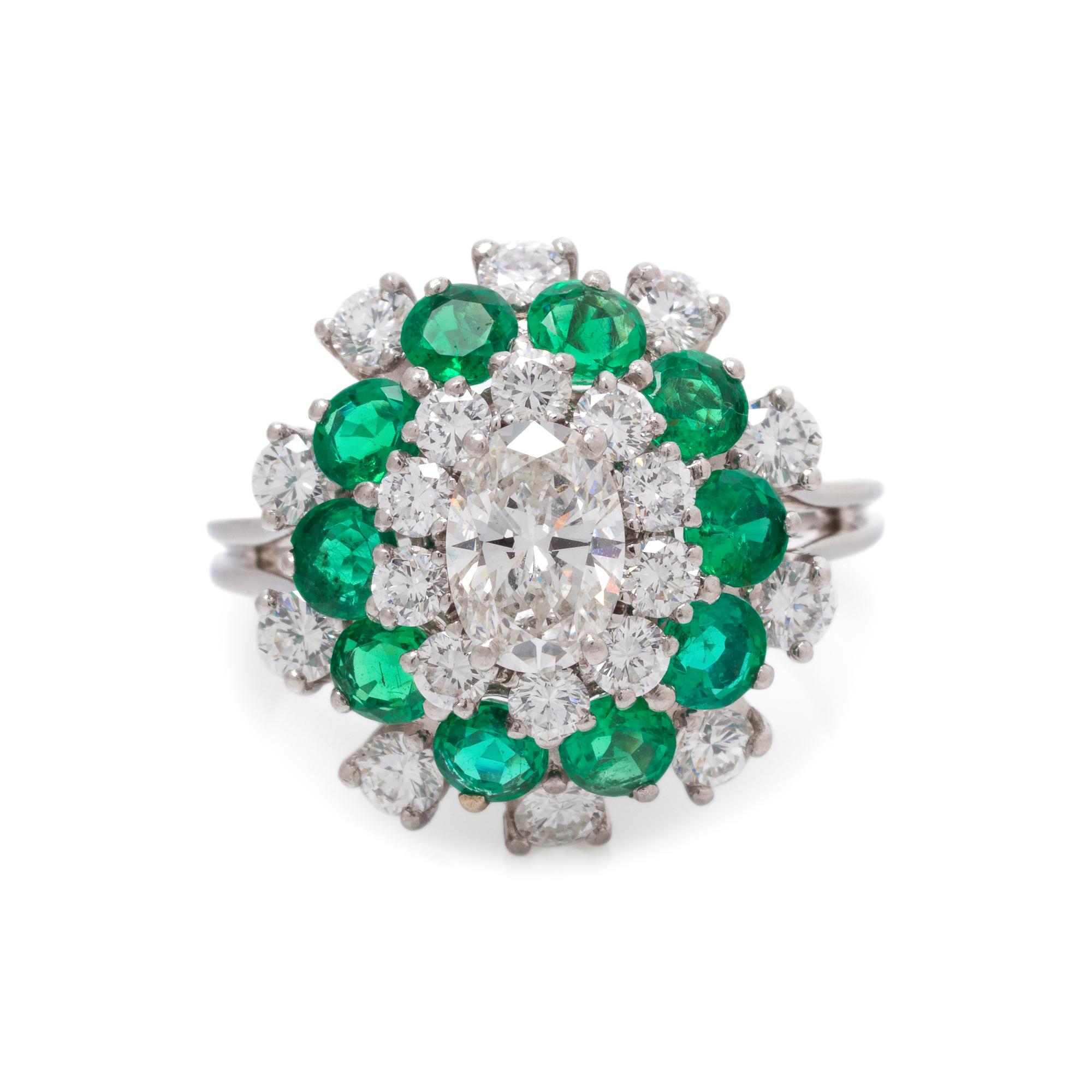 DIAMOND AND EMERALD RING
