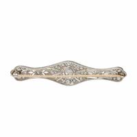 ANTIQUE, DIAMOND AND PLATINUM BROOCH