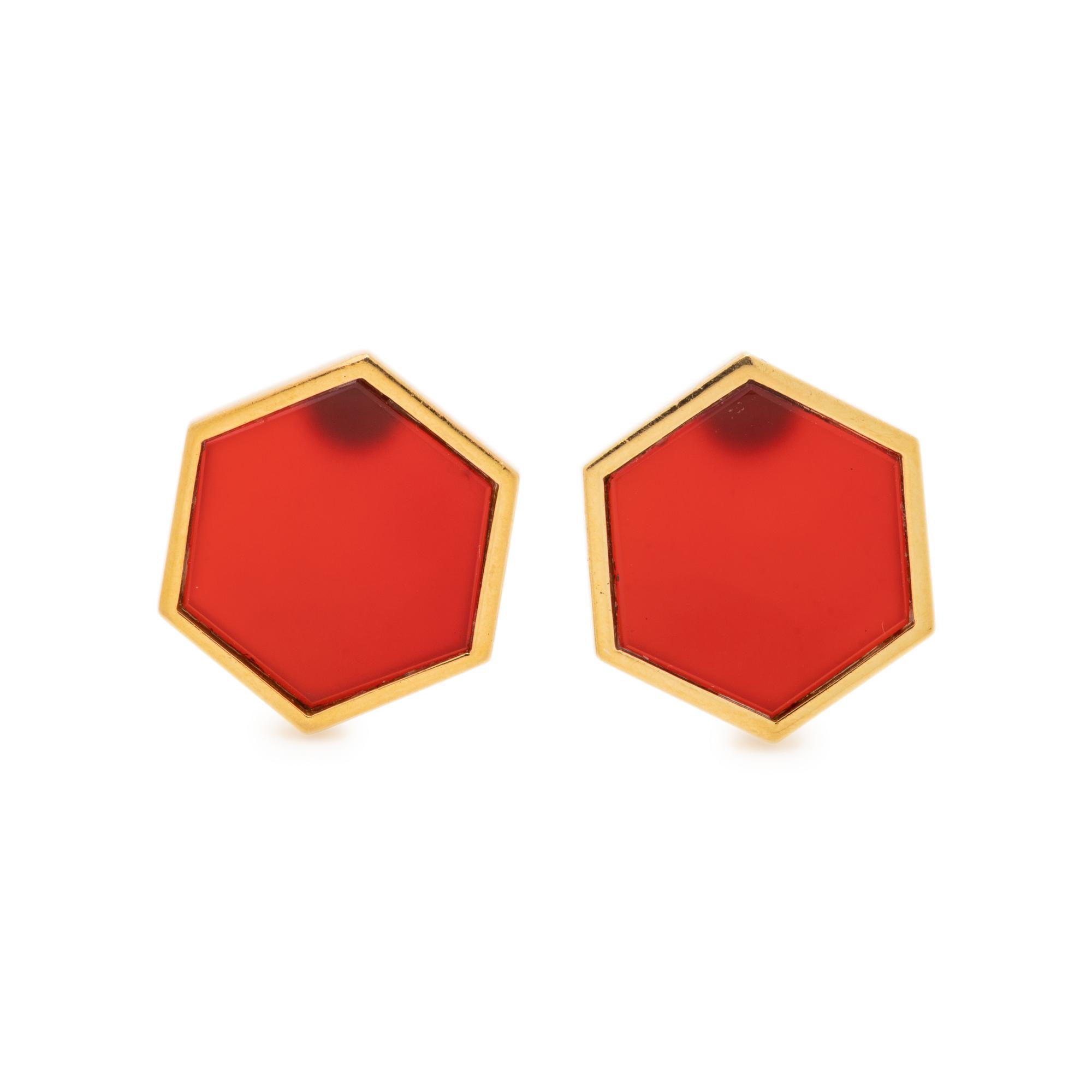 CARNELIAN EARCLIPS