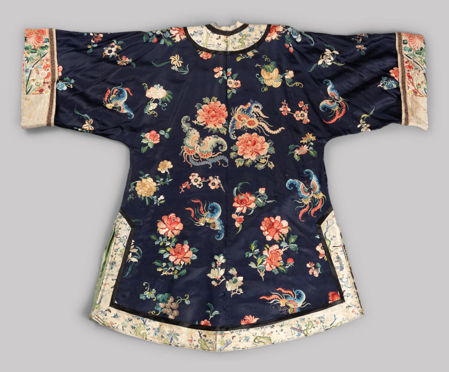 A Chinese Embroidered Silk Ladies' Jacket