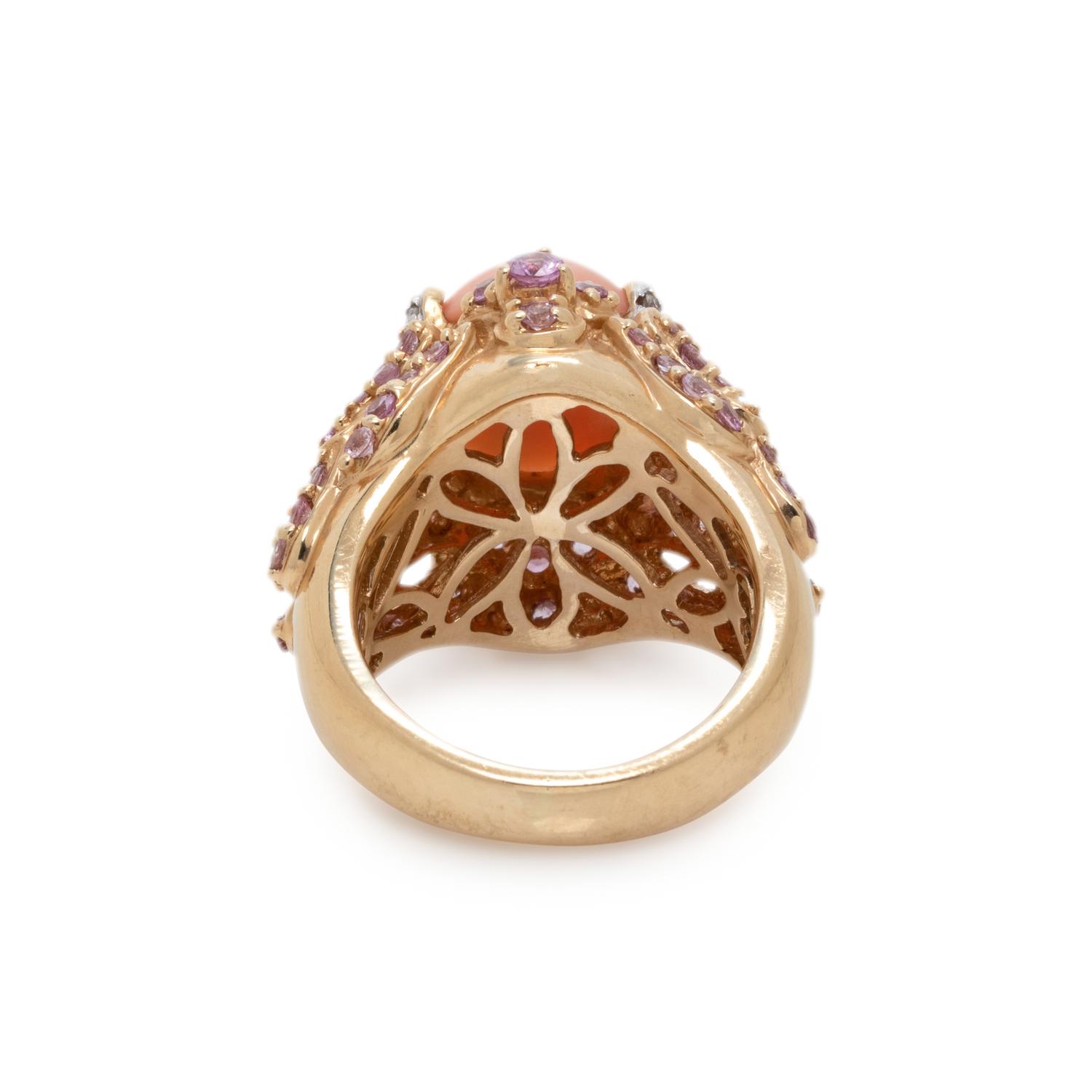 YELLOW GOLD AND CORAL JEWELRY