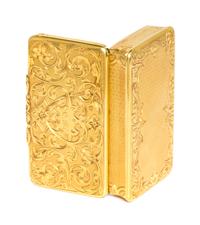 A French 18 Karat Gold Snuff Box, Possibly Louis Tassin, Paris, the lid worked with foliate volute and floral elements and centered by