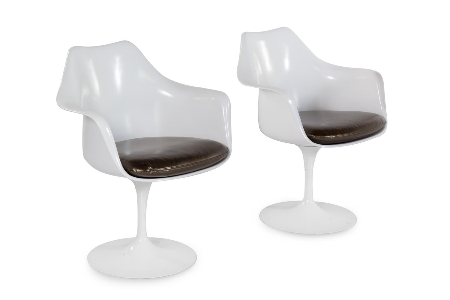 Pair of Tulip Armchairs, Model 150 Knoll, USA