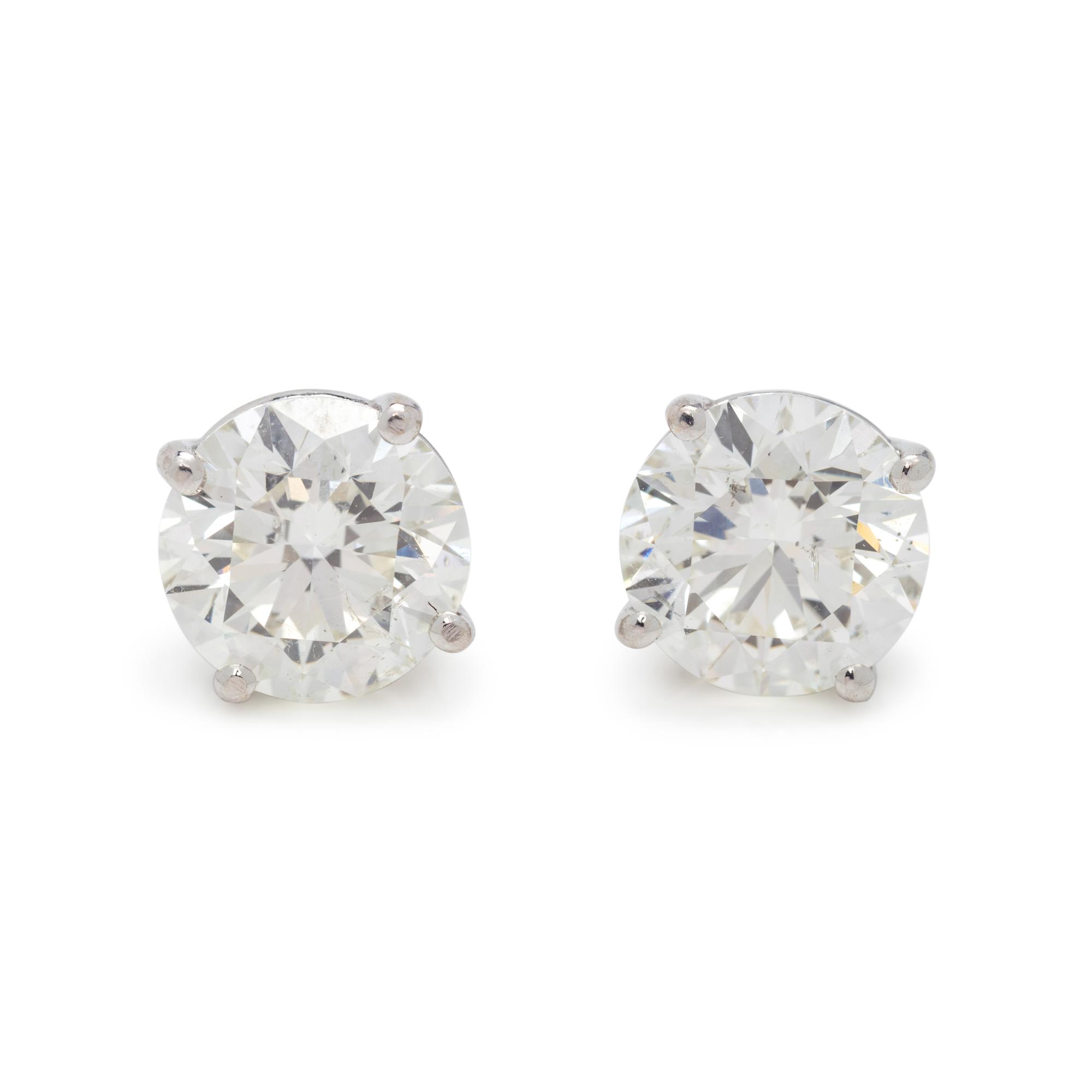DIAMOND STUD EARRINGS