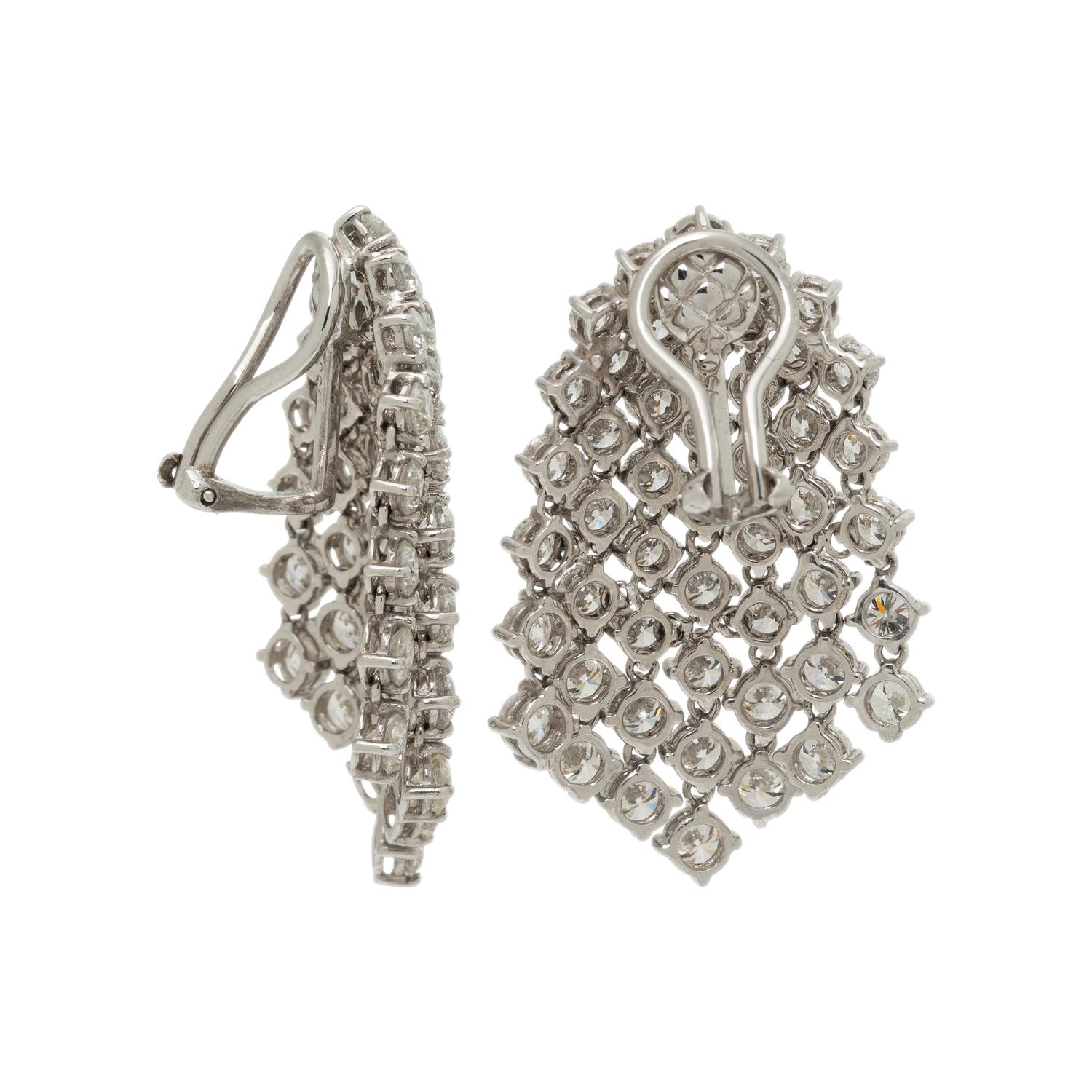 ARTICULATED DIAMOND EARRINGS