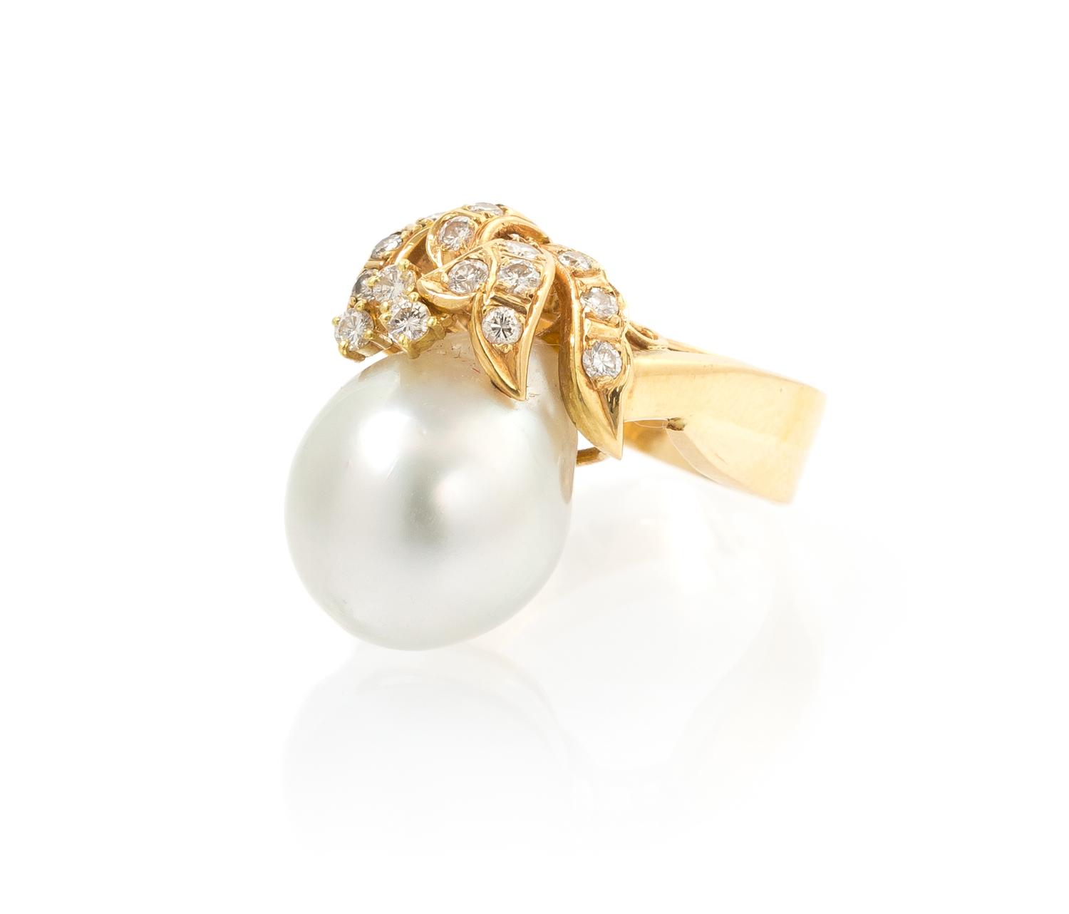 A Yellow Gold, Cultured Pearl and Diamond Ring 5.70 dwts.