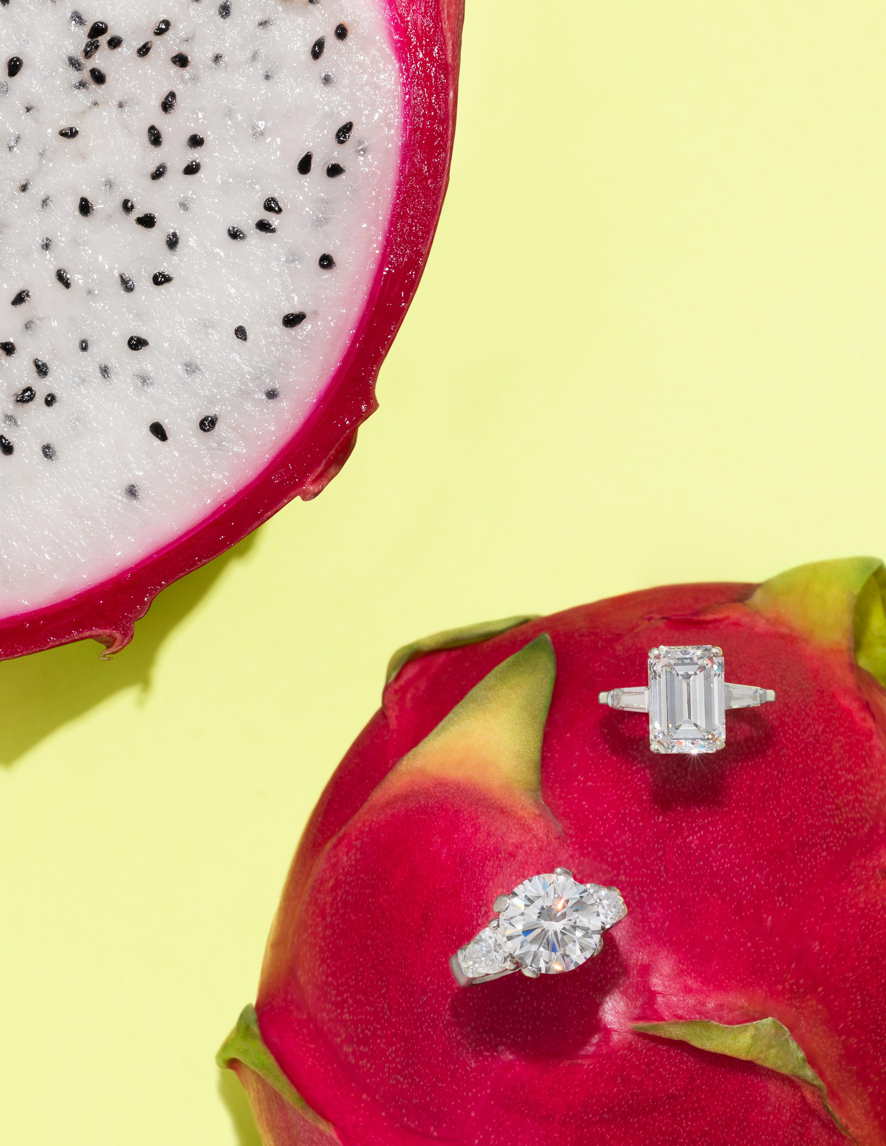 DIAMOND RING