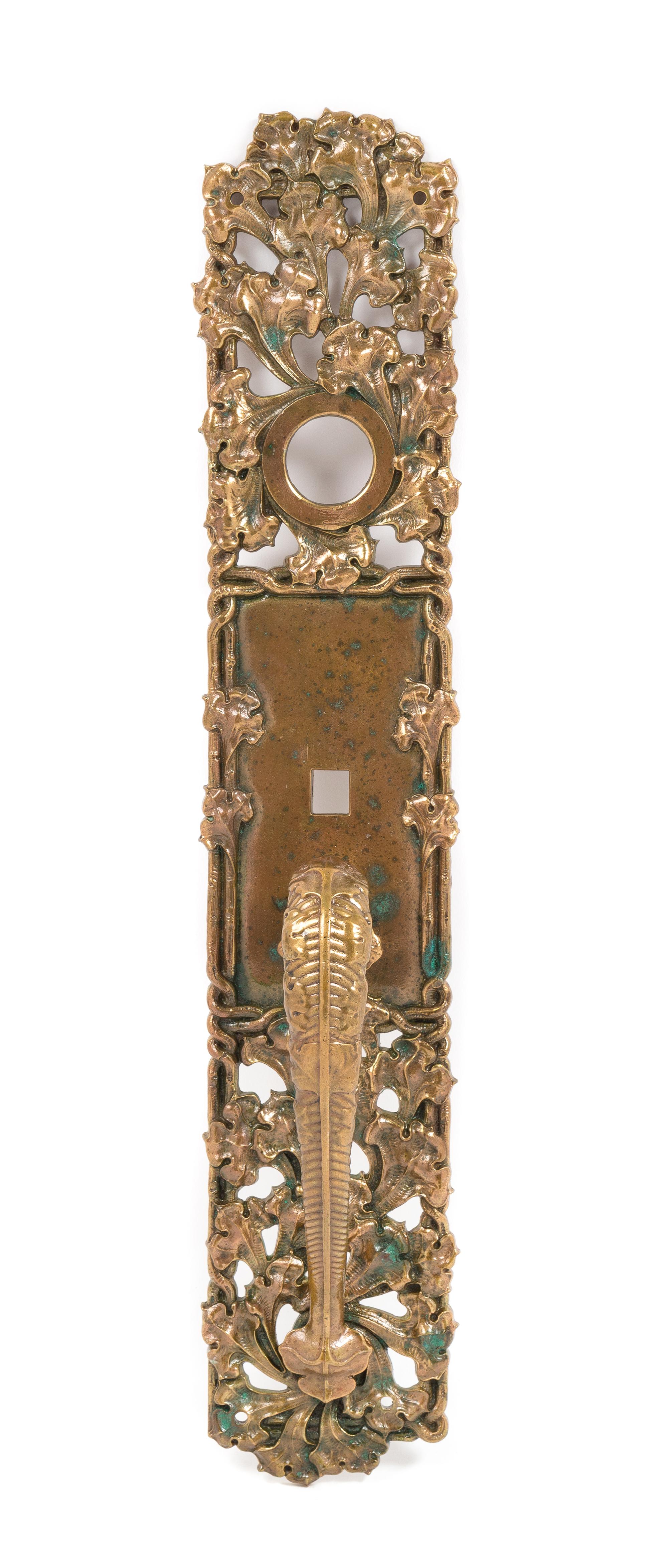 Yale & Towne Mfg. Co., Stamford, Connecticut, a late 19th century Florensac pattern exterior commerical store handle