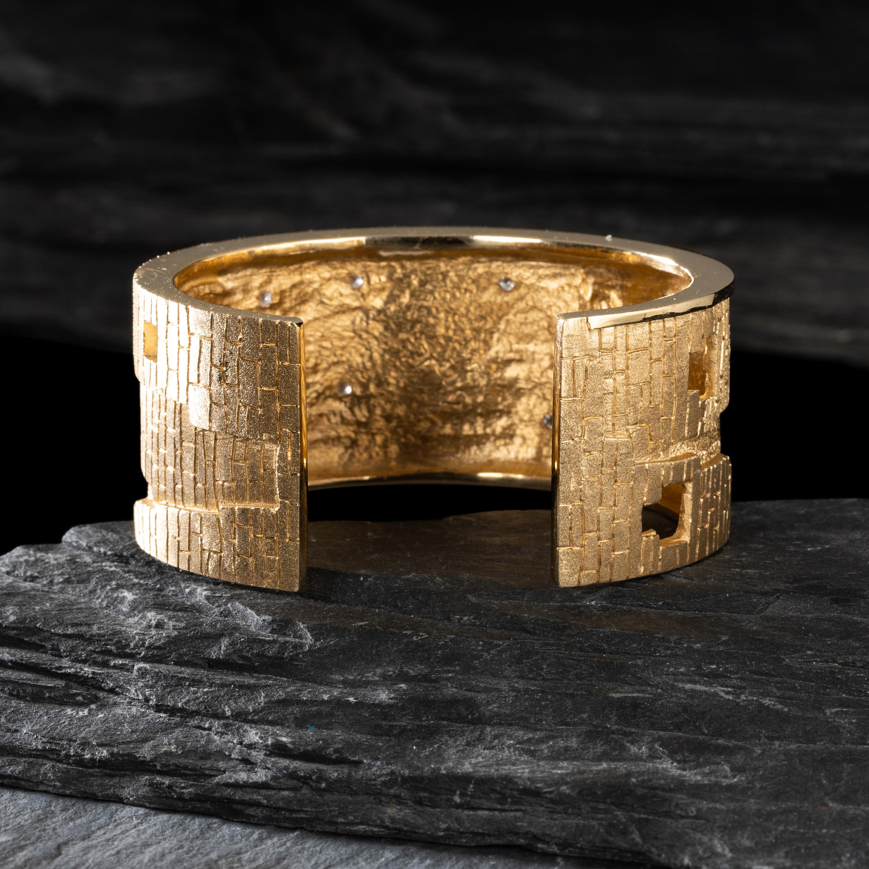Don Supplee (Hopi, b. 1965) — 14K Gold, Turquoise, and Diamond Pueblo Cuff Bracelet