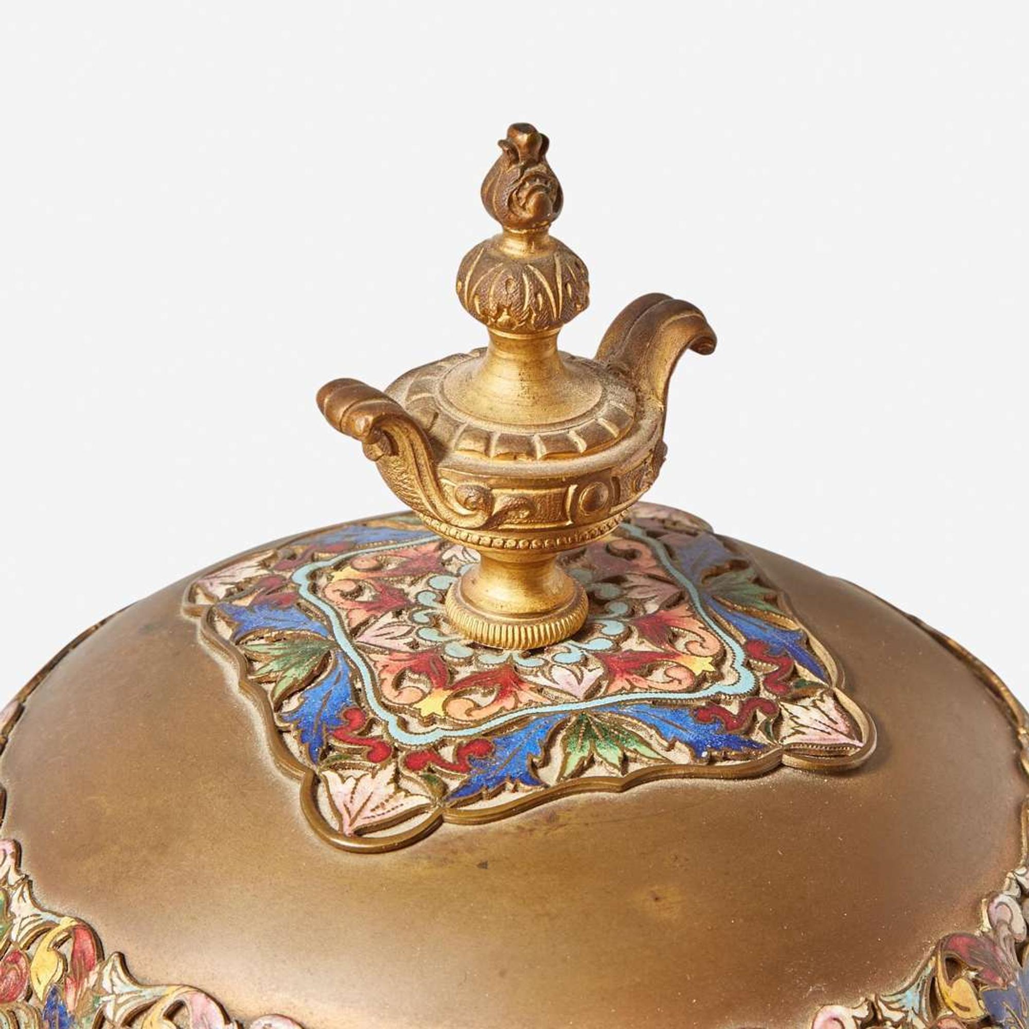 A French cloisonné enamel and gilt bronze mantel clock Samuel Marti et Cie (1870-1890), Paris, France, retailed by Tiffany & Co., New York, NY, circa 1900