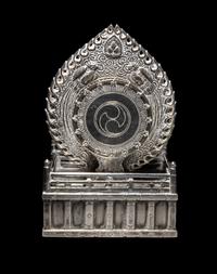 An Imperial Japanese Silver Bonbonnière