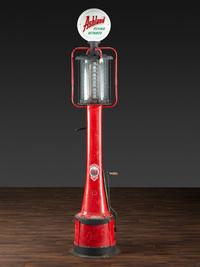 An American Painted Metal Gravity Gas Pump, Guarantee Liquid Measure