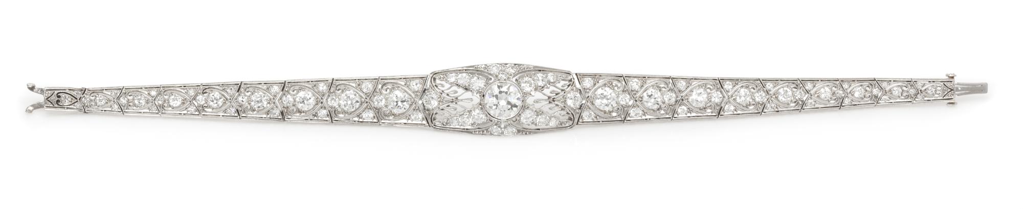 A Fine Edwardian Platinum and Diamond Bracelet, 16.80 dwts.