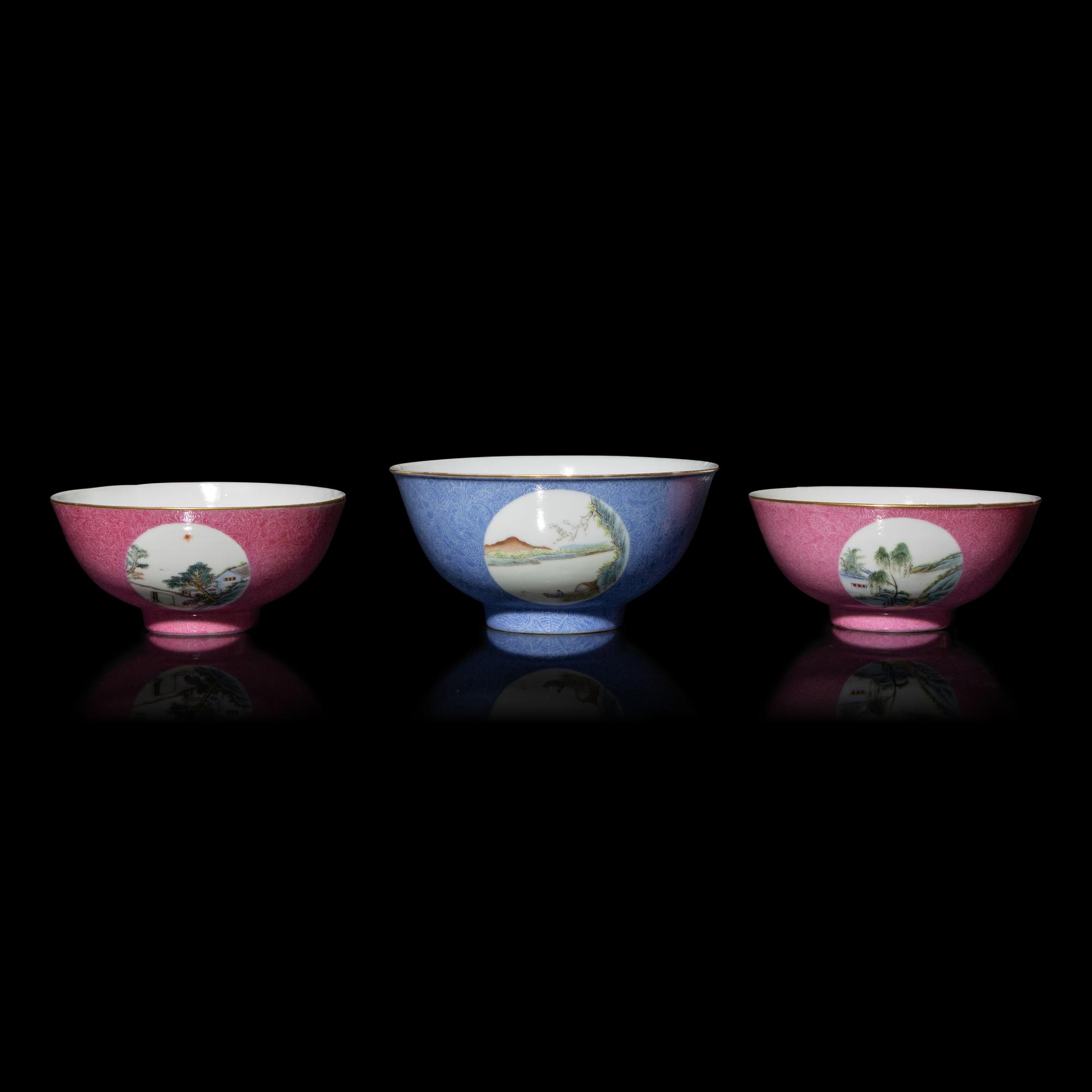 Three Chinese Sgraffito Ground Famille Rose Porcelain 'Landscape' Bowls, Early 20th Century — 民國 軋道粉彩開光山水圖碗三件