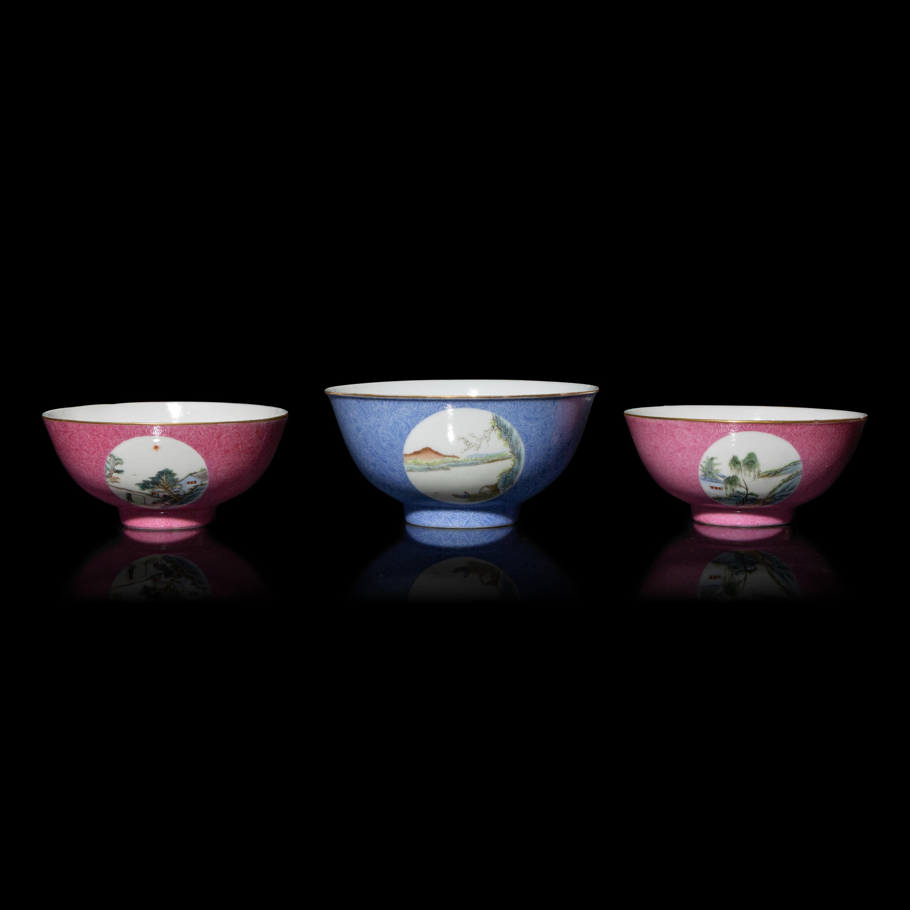 Three Chinese Sgraffito Ground Famille Rose Porcelain 'Landscape' Bowls, Early 20th Century — 民國 軋道粉彩開光山水圖碗三件