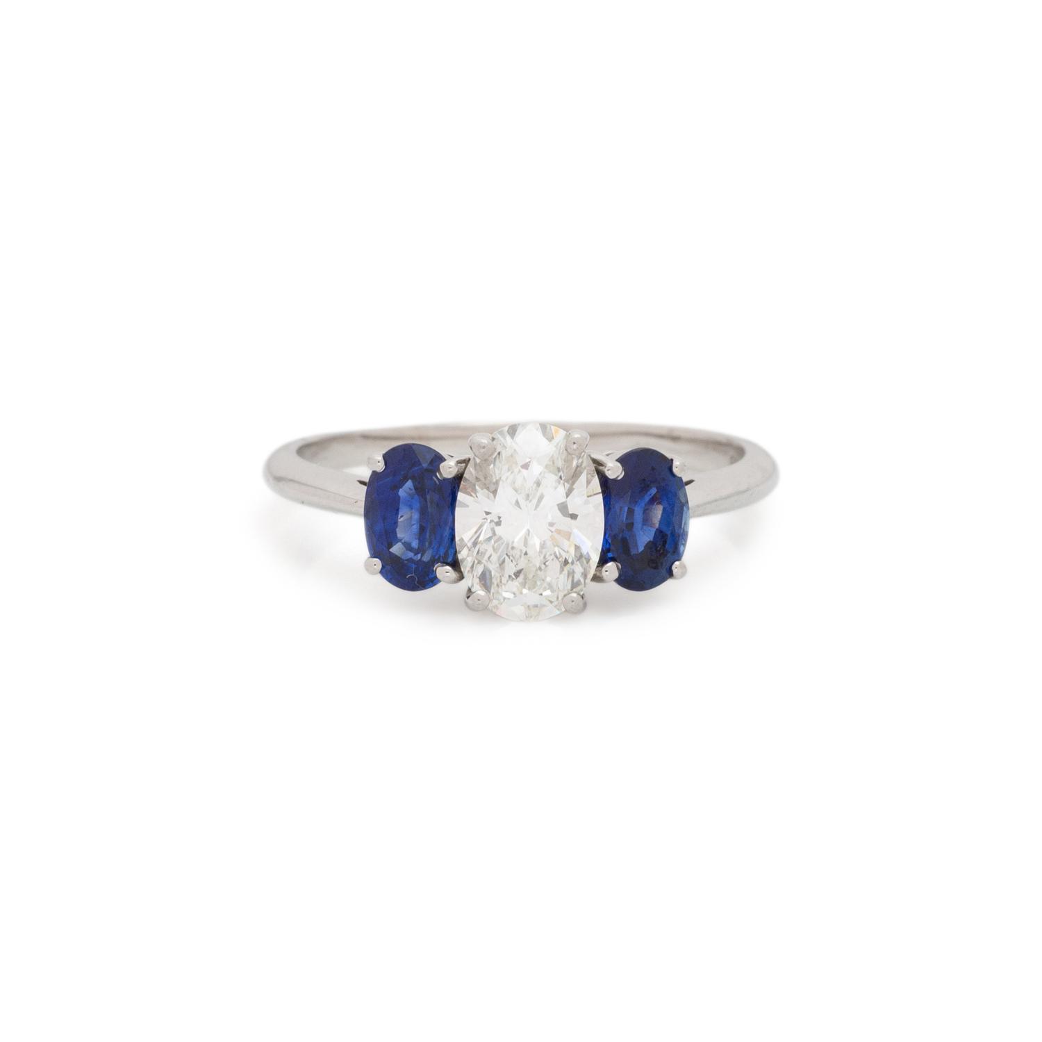 TIFFANY & CO., DIAMOND AND SAPPHIRE RING