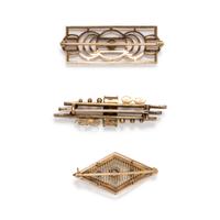 COLLECTION OF ANTIQUE YELLOW GOLD BROOCHES