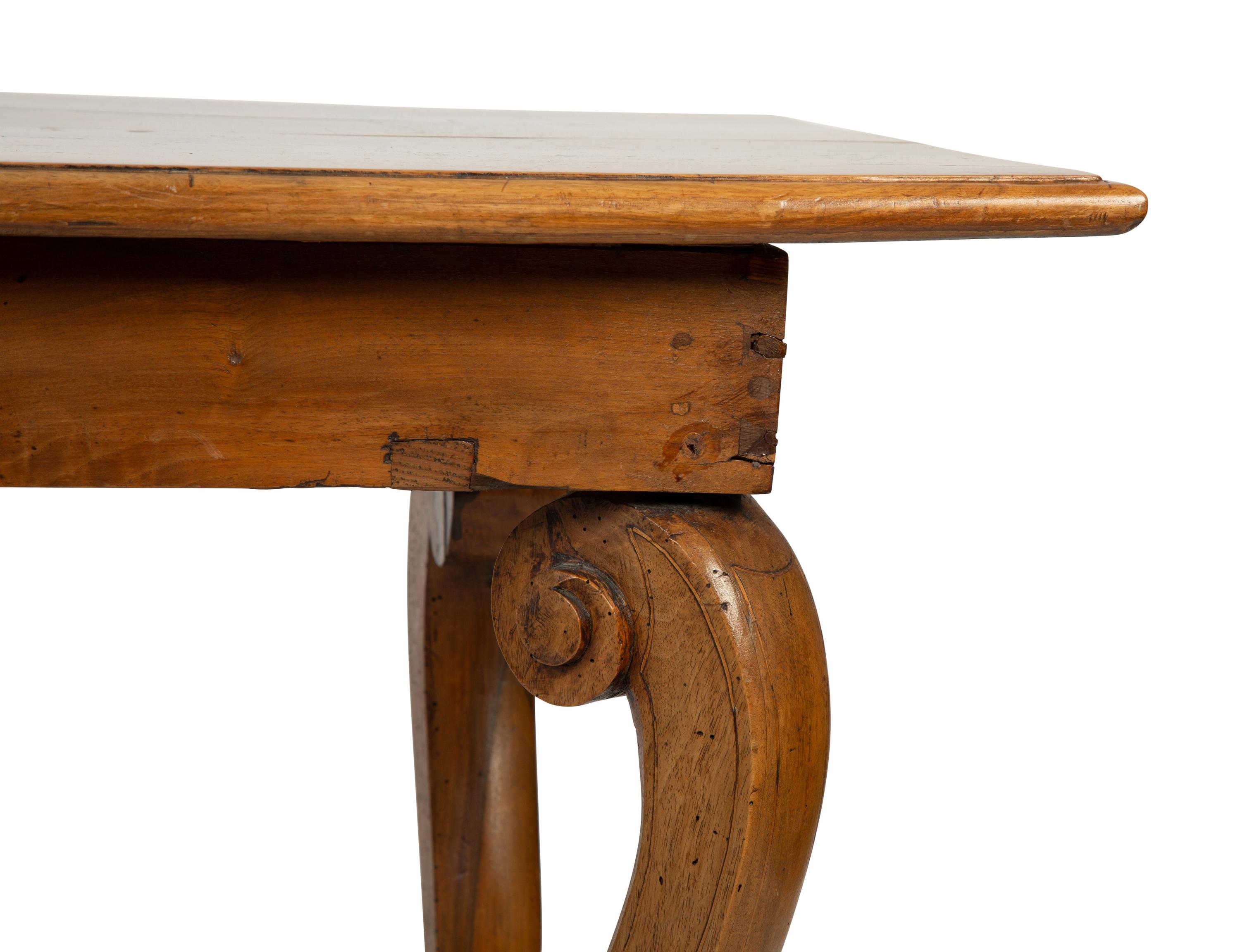 A Swedish Style Carved Elm Center Table — 18TH/19TH CENTURY