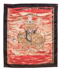 An Embroidered Silk Panel 26 1/4 x 22 inches (image). — LATE QING DYNASTY
