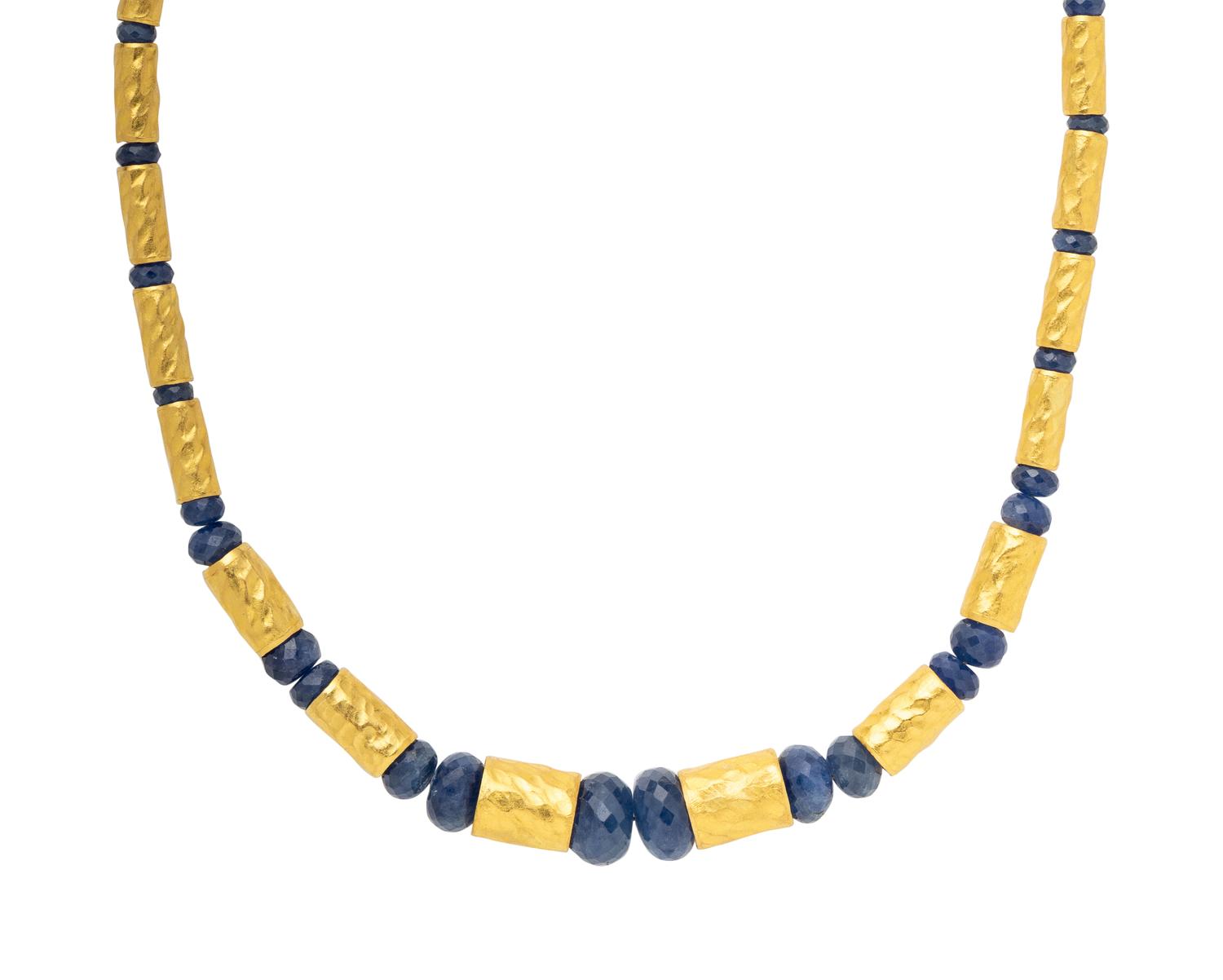 HIGH KARAT GOLD AND SAPPHIRE NECKLACE