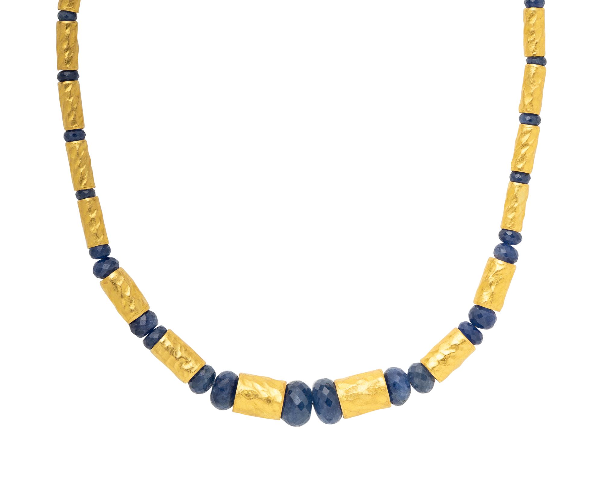HIGH KARAT GOLD AND SAPPHIRE NECKLACE