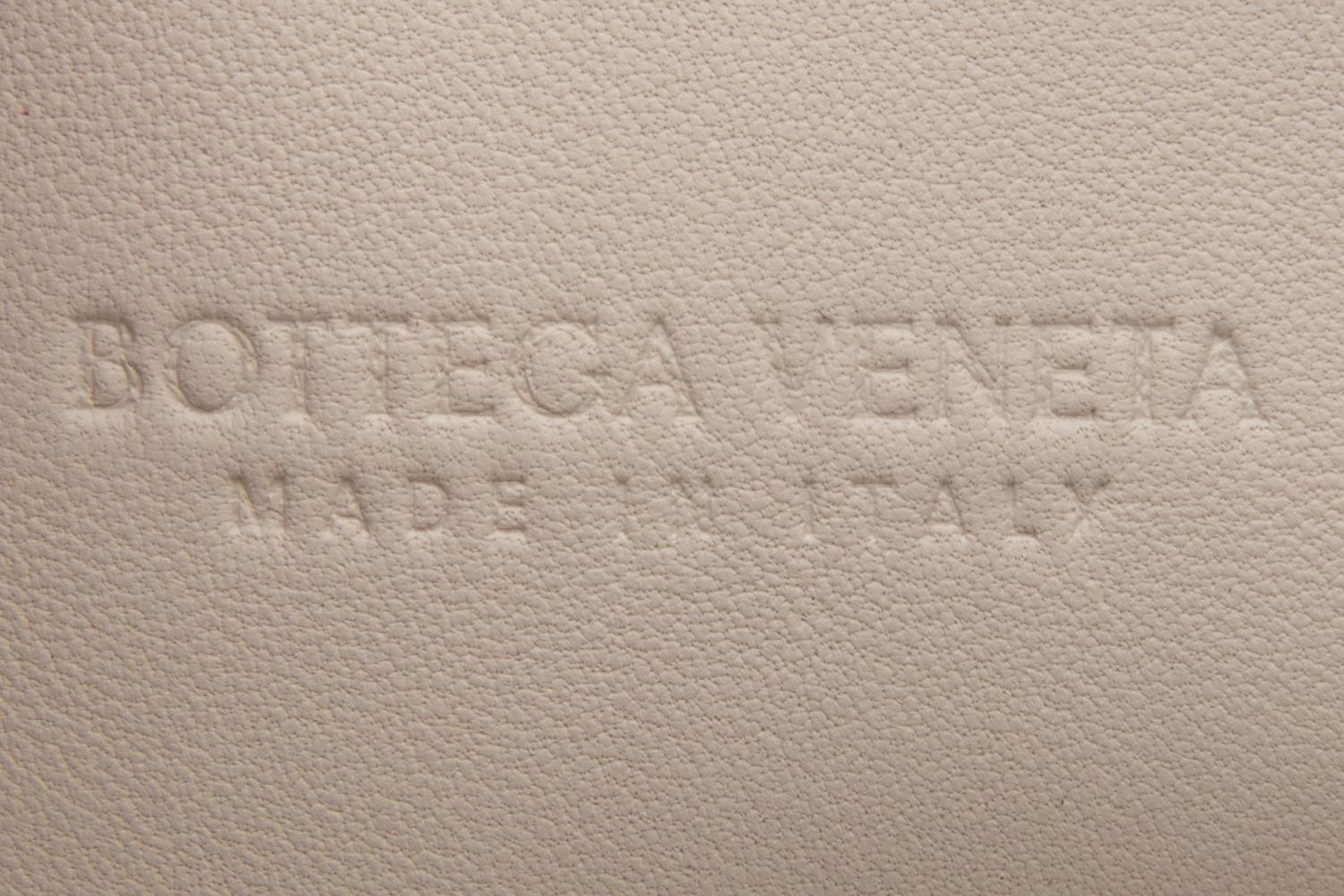 BOTTEGA VENETA SMALL WHITE CASTELLO HANDBAG