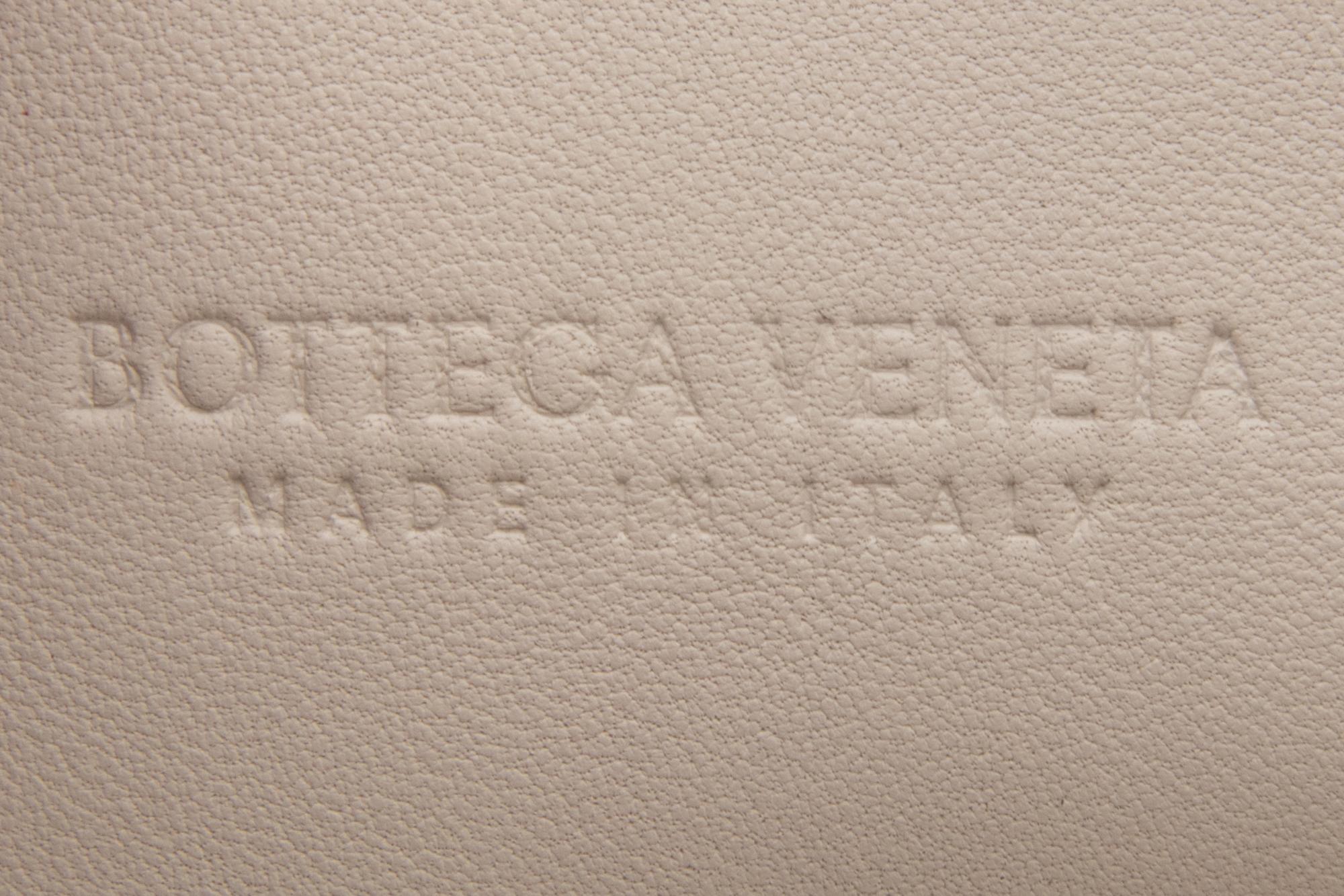 BOTTEGA VENETA SMALL WHITE CASTELLO HANDBAG