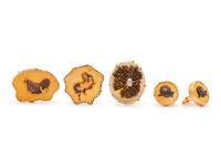 A Collection of Yellow Gold, Horn and Shakudo Jewelry,
